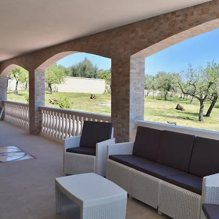 Caruso Villa