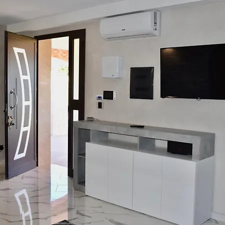 Caruso Villa *