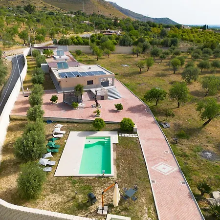 Villa Caruso